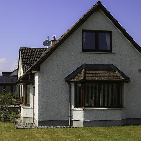 Henshire B&B Dingwall Exteriör bild